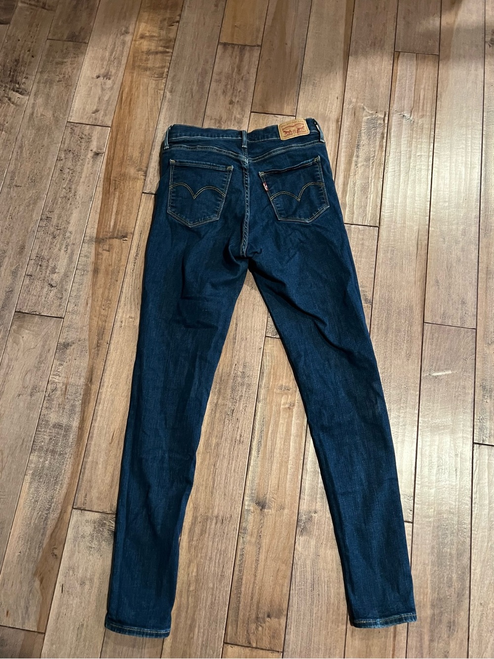 Levi’s 720 High Rise jeans - Picture 2 of 3